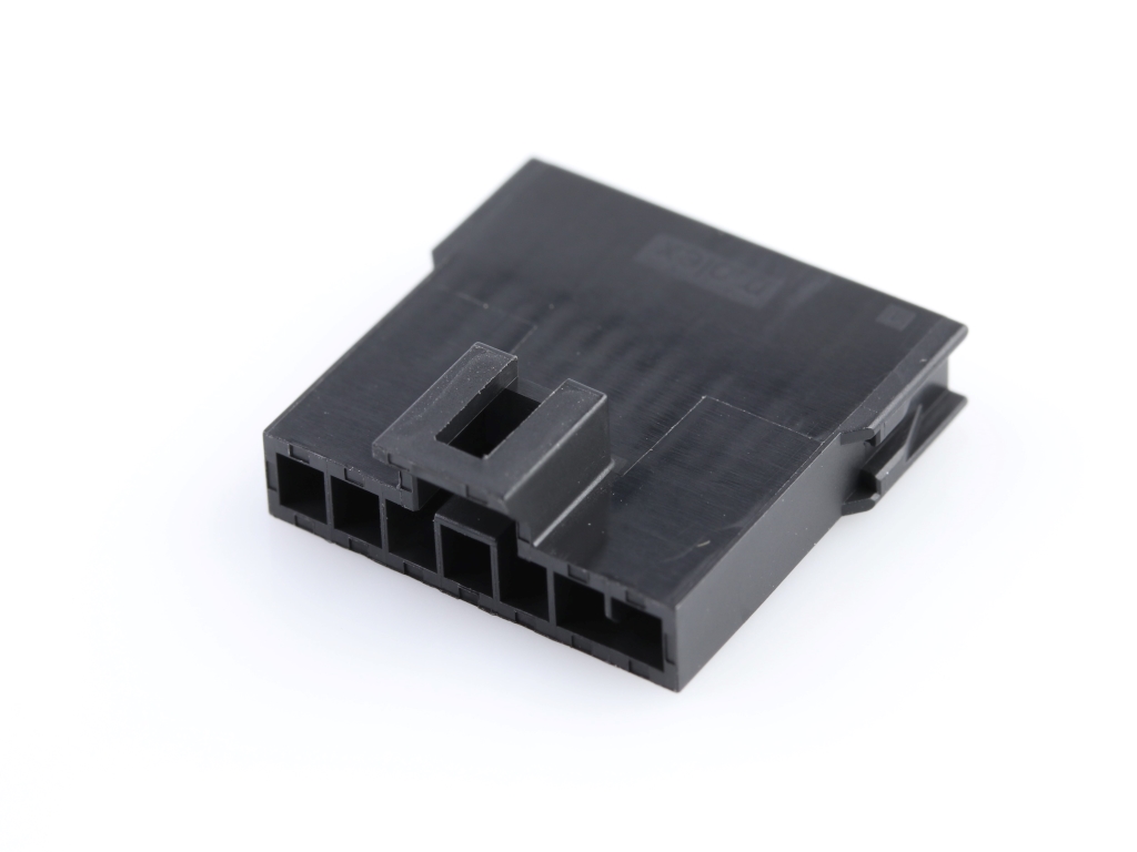 Nano-Fit Plug Housing, TPA Capable, 2.50mm Pitch, Single Row, 7 Circuits, Black, Glow-Wire Capable