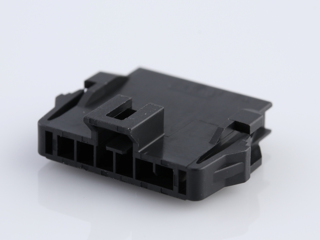 Nano-Fit Plug Housing, TPA Capable, 2.50mm Pitch, Single Row, 6 Circuits, Black, Panel Mount, Glow-Wire Capable