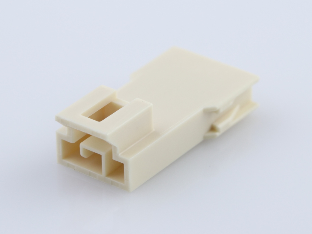 Nano-Fit Plug Housing, TPA Capable, 2.50mm Pitch, Single Row, 3 Circuits, Natural, Glow-Wire Capable