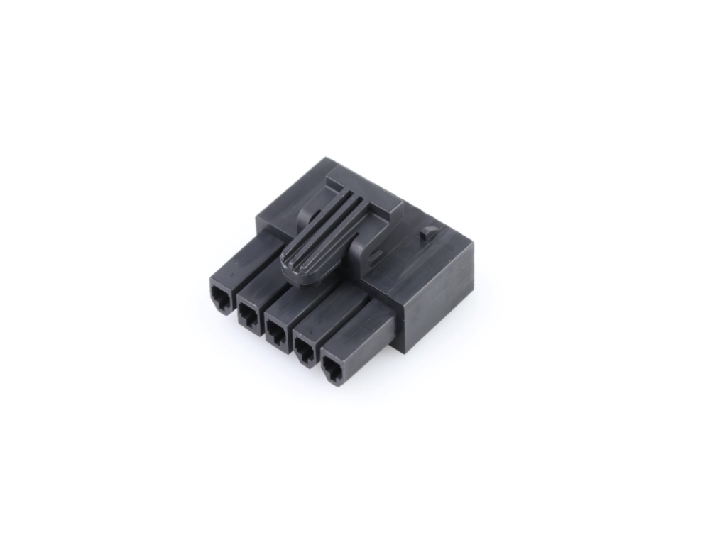 5 Rectangular Connectors - Housings Receptacle Black 0.165 (4.20mm)