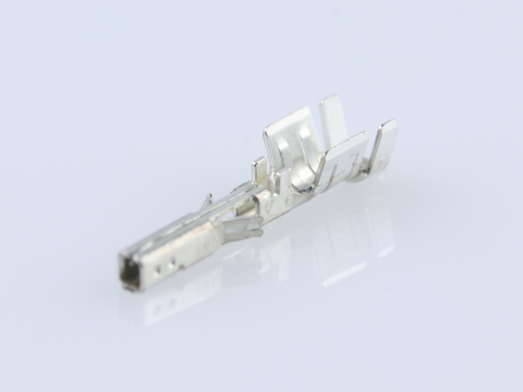 Socket Contact Tin 18 AWG Crimp Stamped