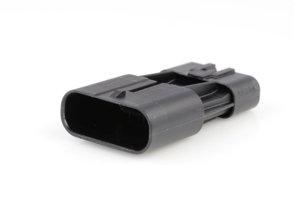 8 Rectangular Connectors - Housings Plug Black 0.071 (1.80mm)