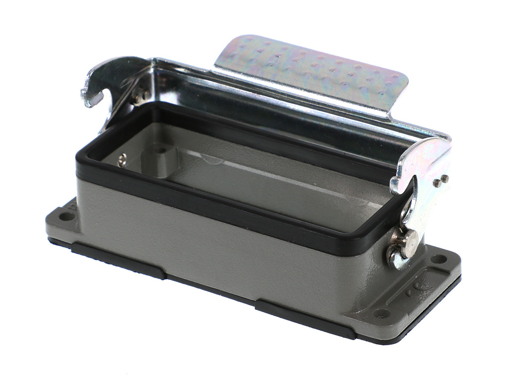 Base - Panel Mount Connector Bottom Entry 16B IP66 - Dust Tight, Water Resistant