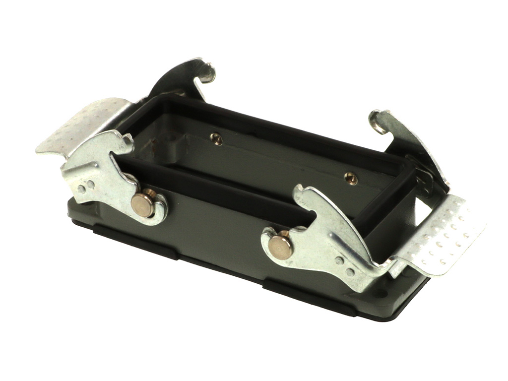 Base - Panel Mount Connector Bottom Entry 16B IP66 - Dust Tight, Water Resistant