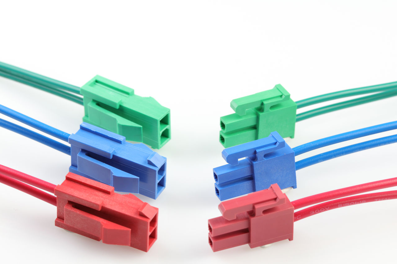 Mini-Fit Versa Connectors