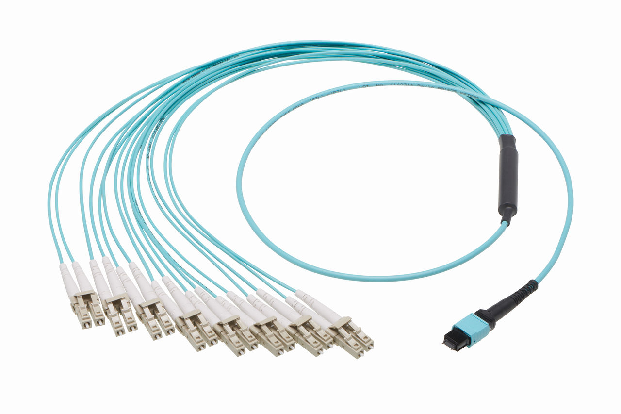 QSFP-DD 16-Fiber Cables