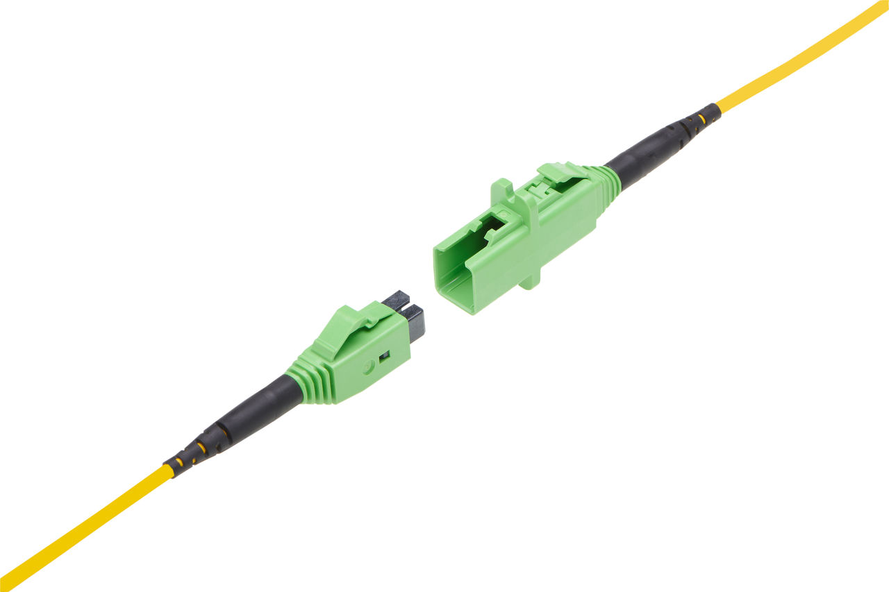 Expanded Beam Optical (EBO) Connector & Cable Assembly