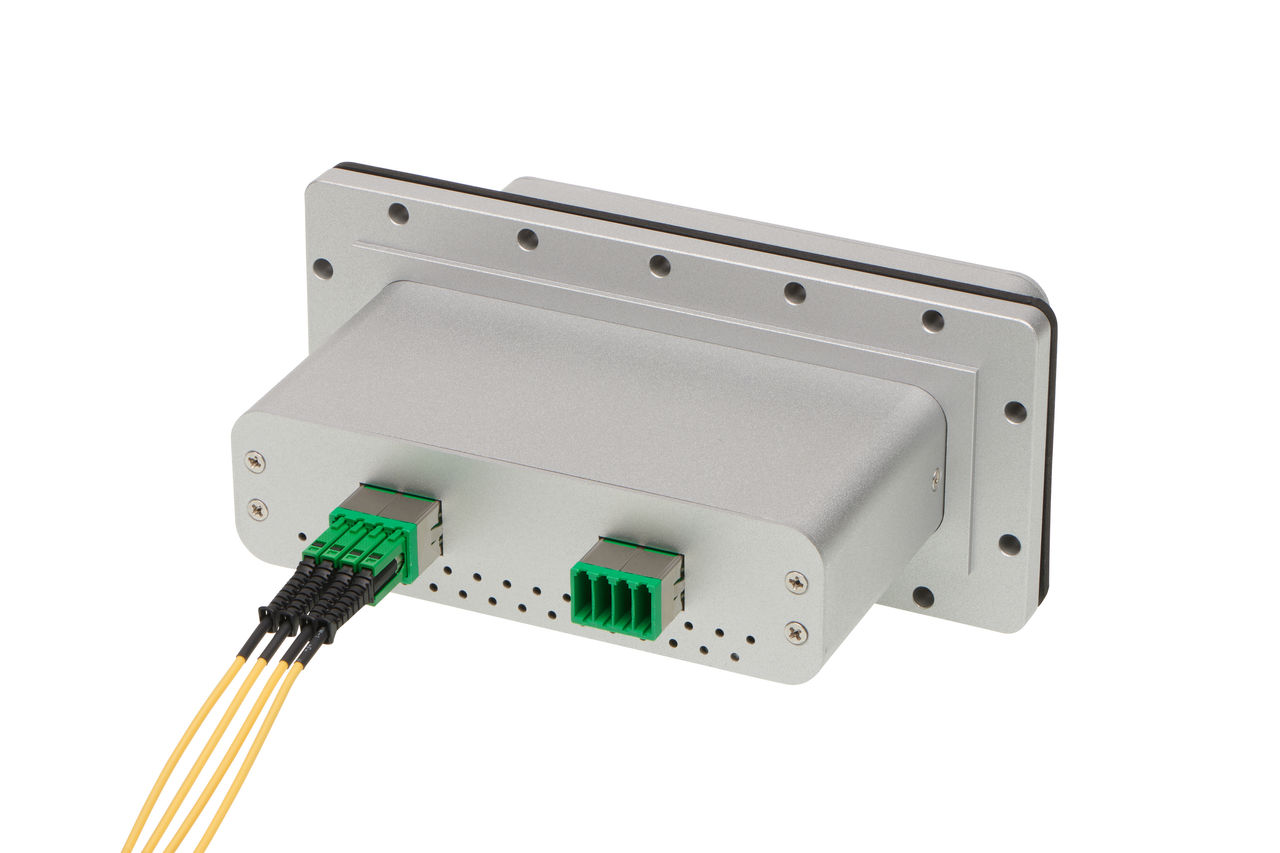 Molex VaporConnect 光馈通模块。