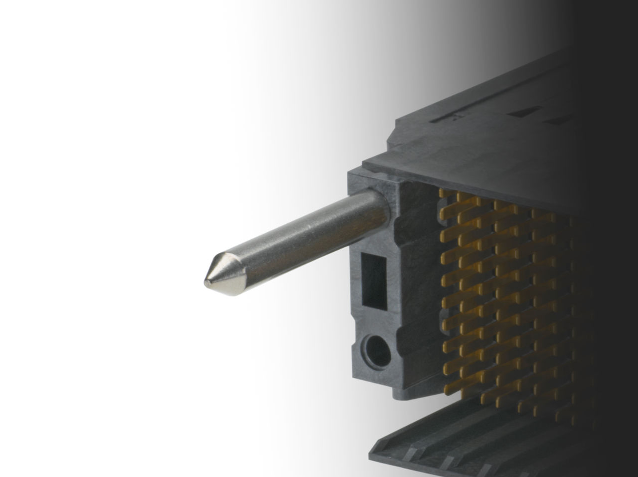 GbX I-Trac 背板连接器