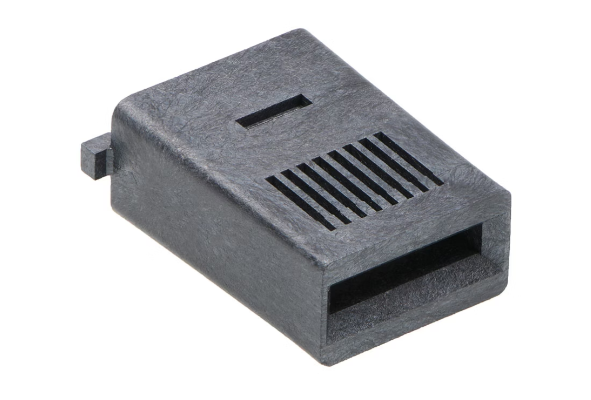 EdgeStack 医疗侧边卡连接器。